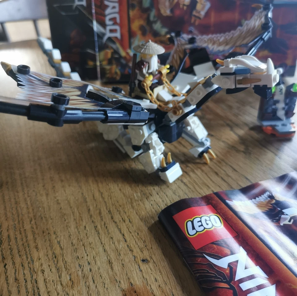 LEGO Ninjago 71718 Wu's Battle Dragon, photo 2 sur 5