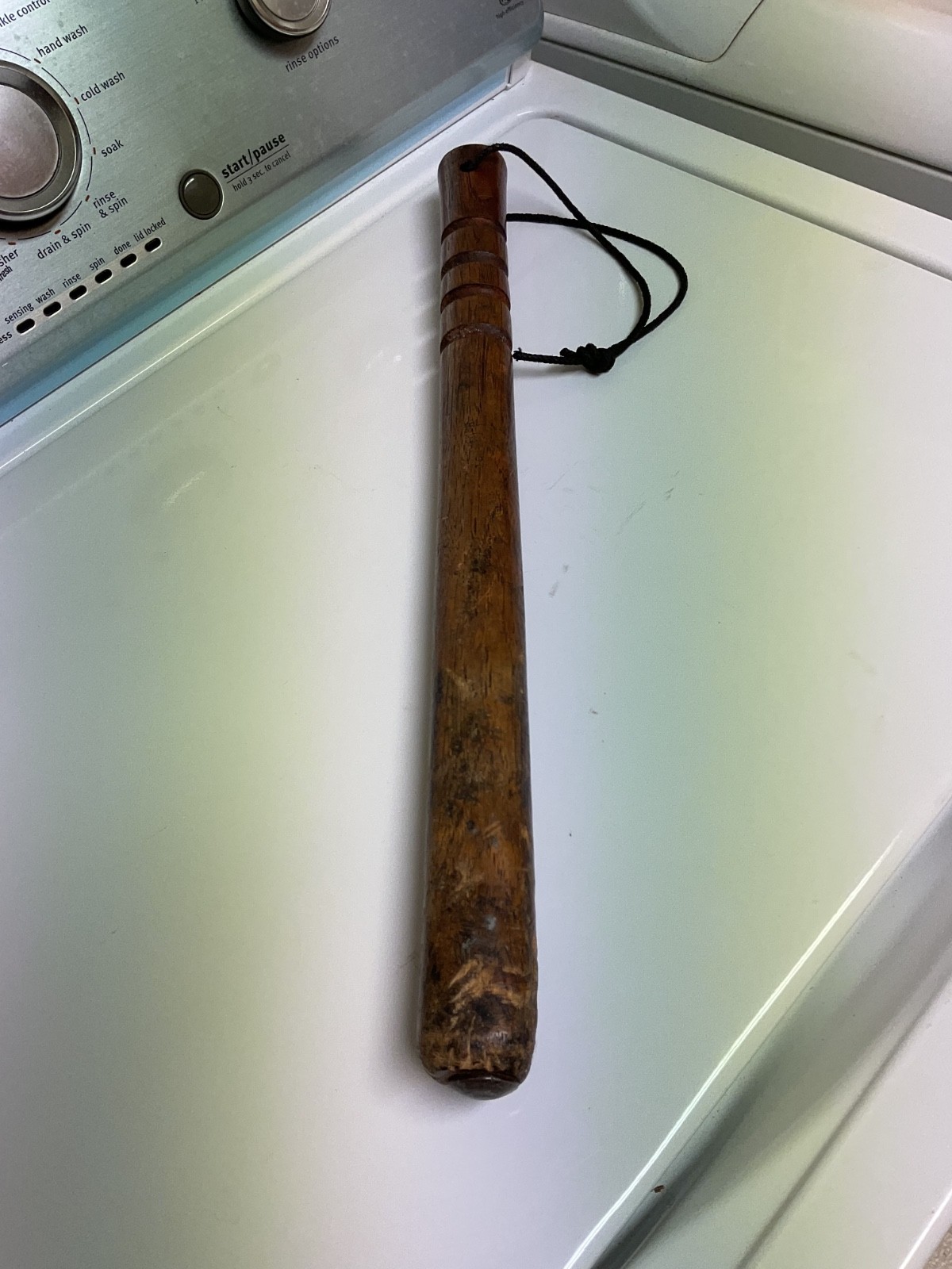 ANTIQUE POLICE BATON, BUCHEIMER MODEL NO. 16 JAY-PEE “PERSUADER”