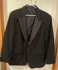 Raffinati Black Wool Tuxedo Jacket 44 Short   Satin Lapels   Preowned/As-Is