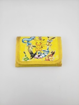 Pokémon Pikachu & Friends Bifold Zipper Wallet 
