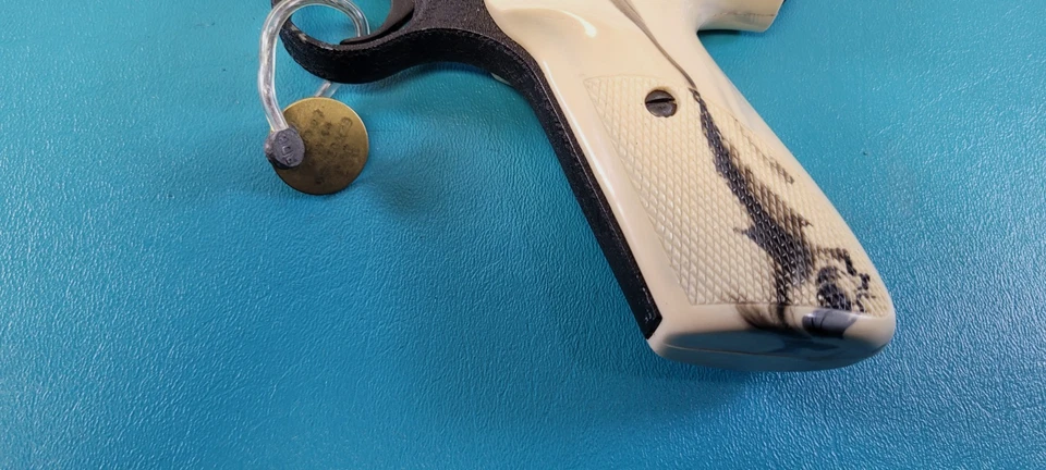 复古 Crosman 116 22 Cal。 气枪二氧化碳 + 出处 323 — 第 3/4 张图片