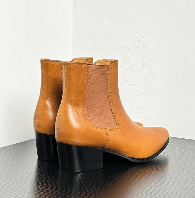 SAOLA Stivaletti uomo tacco alto pull on marrone chiaro a punta vera pelle