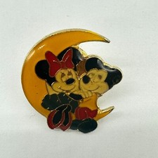 Disney JAPAN Pin Oldies Retro Mickey & Minnie On The Moon
