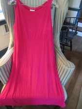 NWTS  FRESH PRODUCE SOLID COLOR LOCKET STYLE DRESS ON FUCHSIA.. GORGEOUS M 