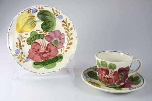 VINTAGE WOOD & SONS BELLE FIORI PATTERN ENGLAND HAND PAINTED TEA TRIO - Picture 1 of 12