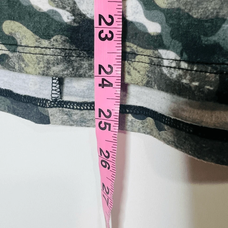 Camiseta sin mangas Onzie Flow camuflaje verde gris espalda abierta Foto 3 de 4