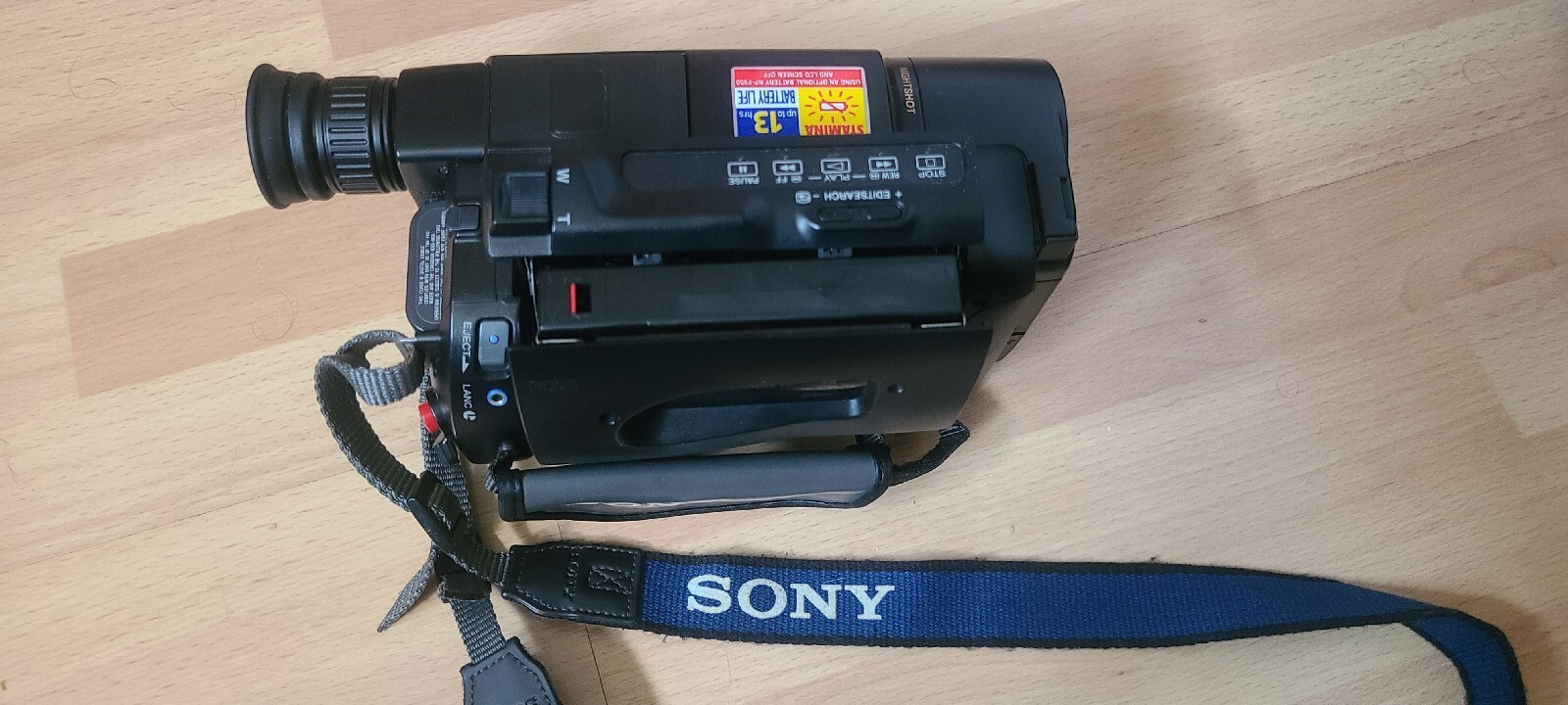 Working Sony Handycam Night Vision CCDTRV16 HI8 8mm Camcorder Video