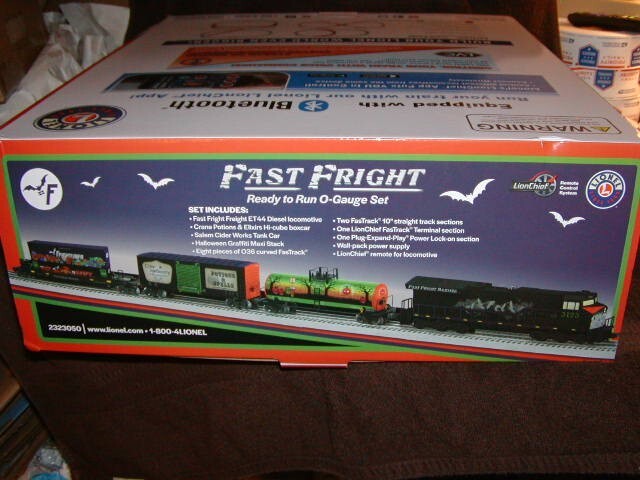 FNTC DCC 22-23　157 Lionel 2533402 - Legacy SD40-2 Diesel Locomotive 