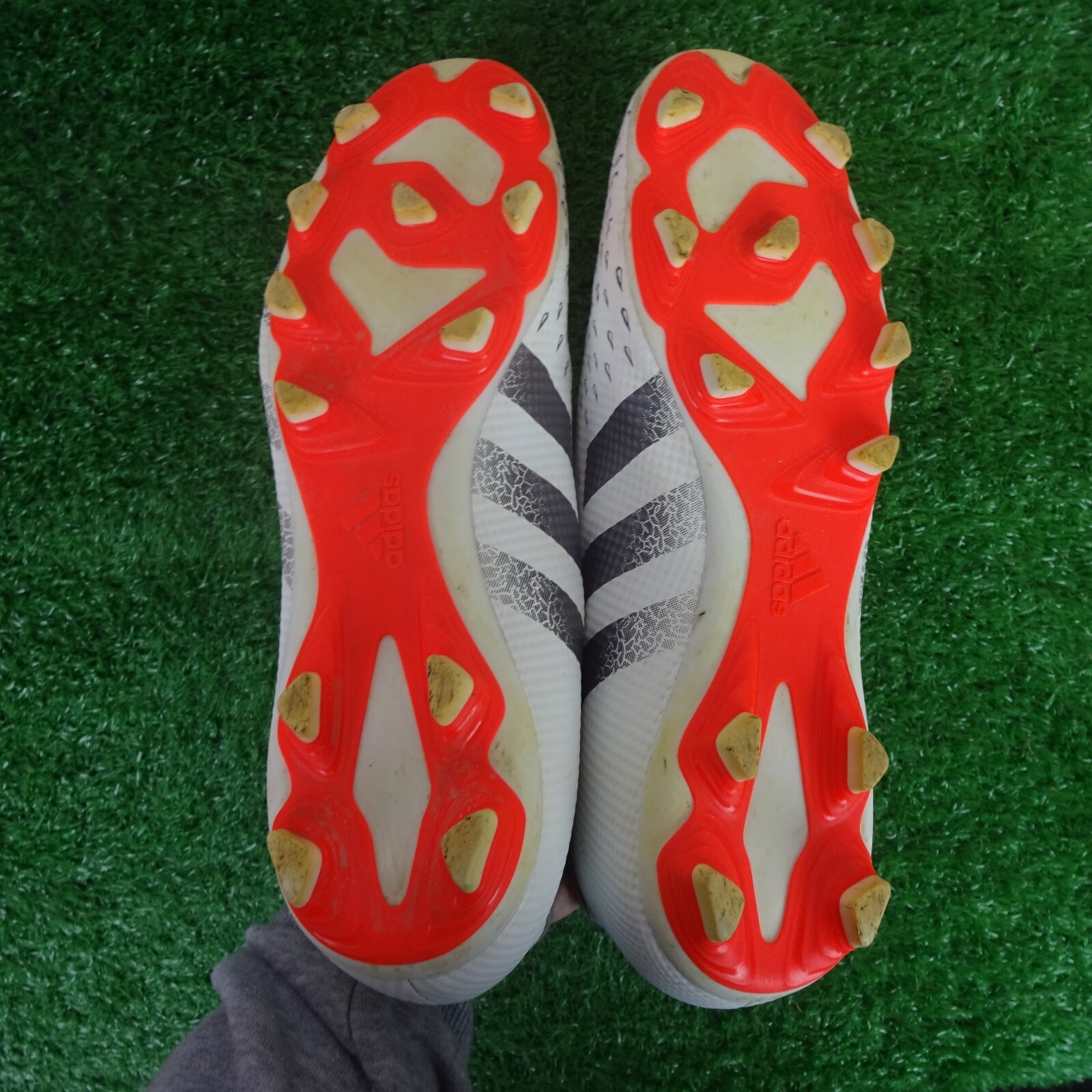 Adidas Football Boots 9 Mens Predator.4 White Firm Ground Studs 3G