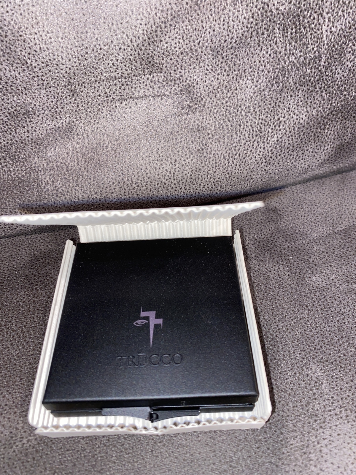 Picture 2 of 6