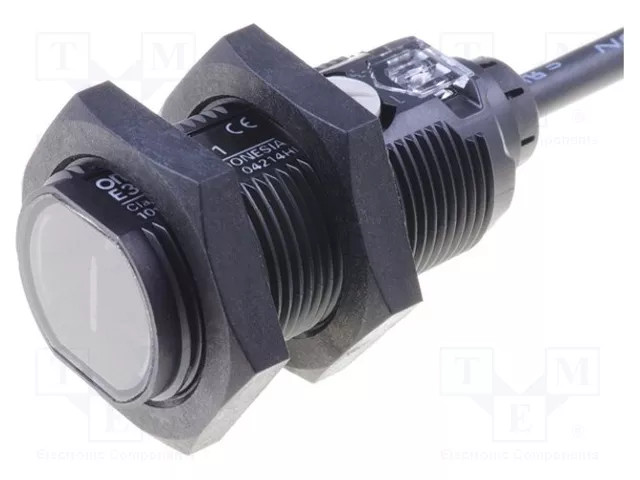 OMRON E3FA-DN11-2M Sensor