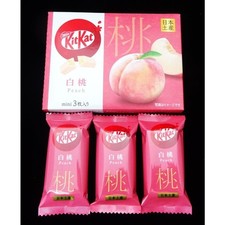 Kit Kat Japan Souvenir Peach Small Box 3 pieces each box Rare KitKat