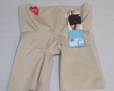 NWT Shaping Short Women Assets Med Beige Spanx