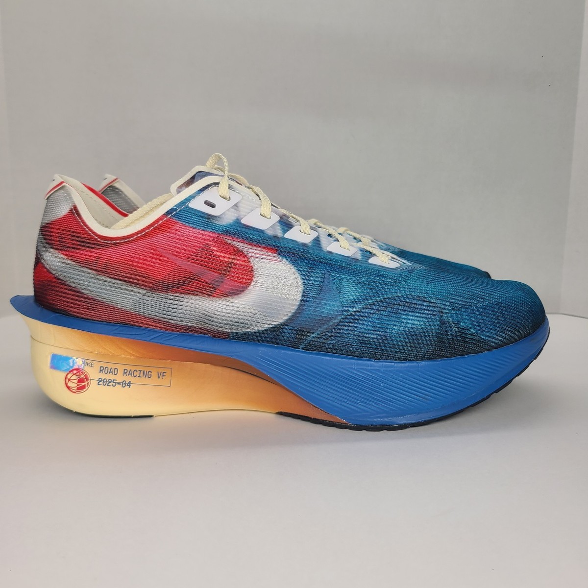 Size 9 - Nike ZoomX VaporFly Next% 4 International Running  display picture 1