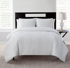 Ivory Quilt for King Size Bed   3-Piece Bed Set, Lightweight Comforter Set Al...