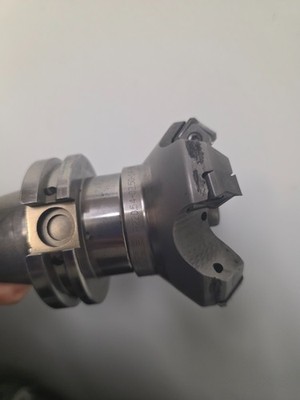 3.071'' Max Cut Dia, 3/4'' Arbor Hole, 0.236'' Max Depth of Cut, 48° Indexable Cham