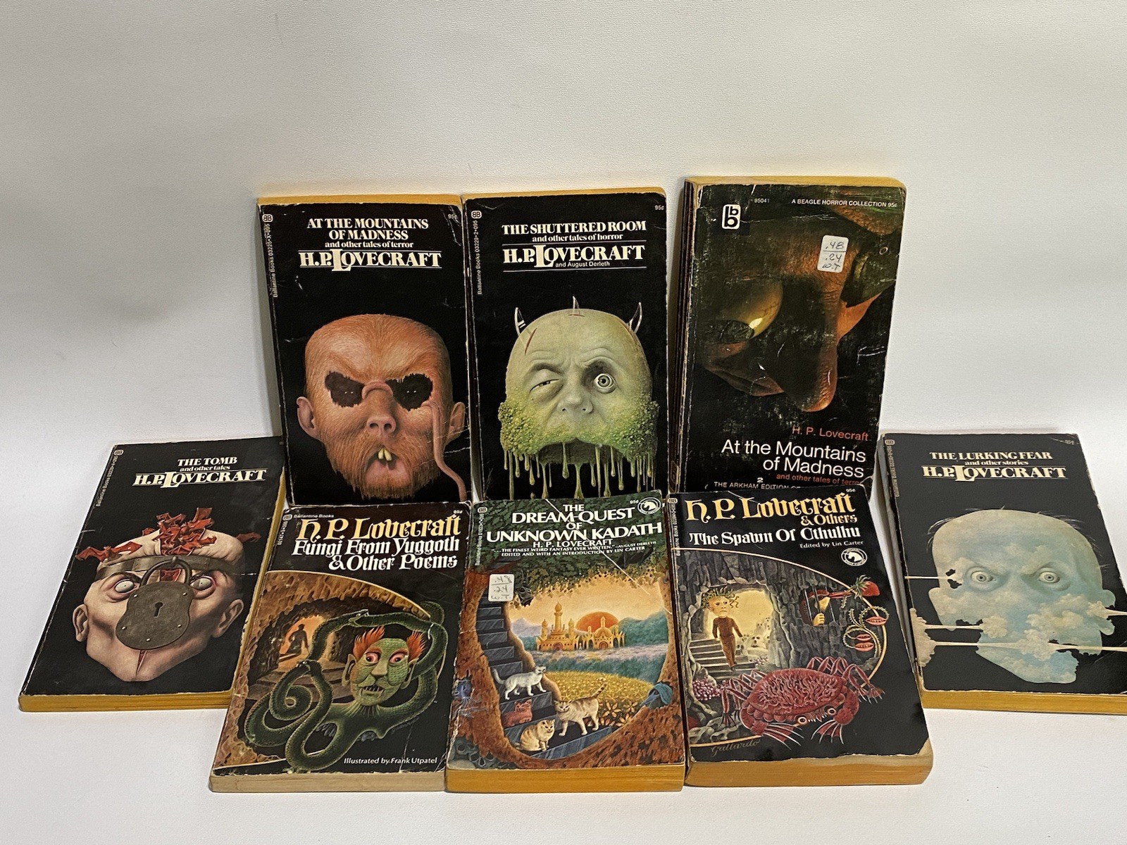 8 Ballentine 1970’s H P Lovecraft Book Horror Sci-fi Paperback Books Used