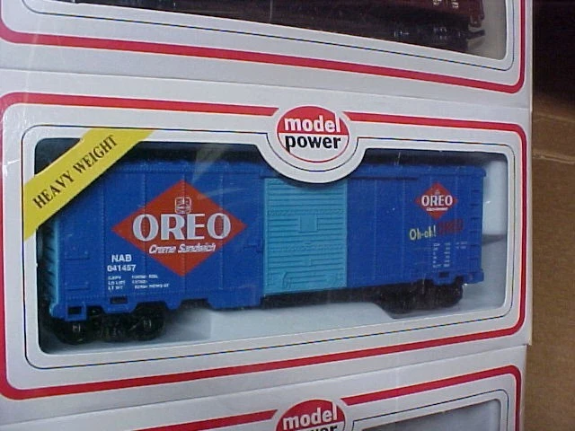 HO SCALE MILKBONE HOPPER - Fig Newton Gondola - OREO Box Car model power 3 Pack - Image 3 of 4