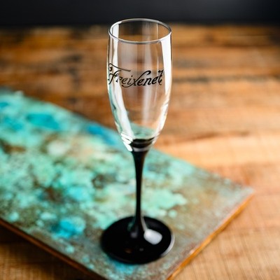 Freixenet Champagne Flute w Black Stem and Base 150 ml Made in France EXC