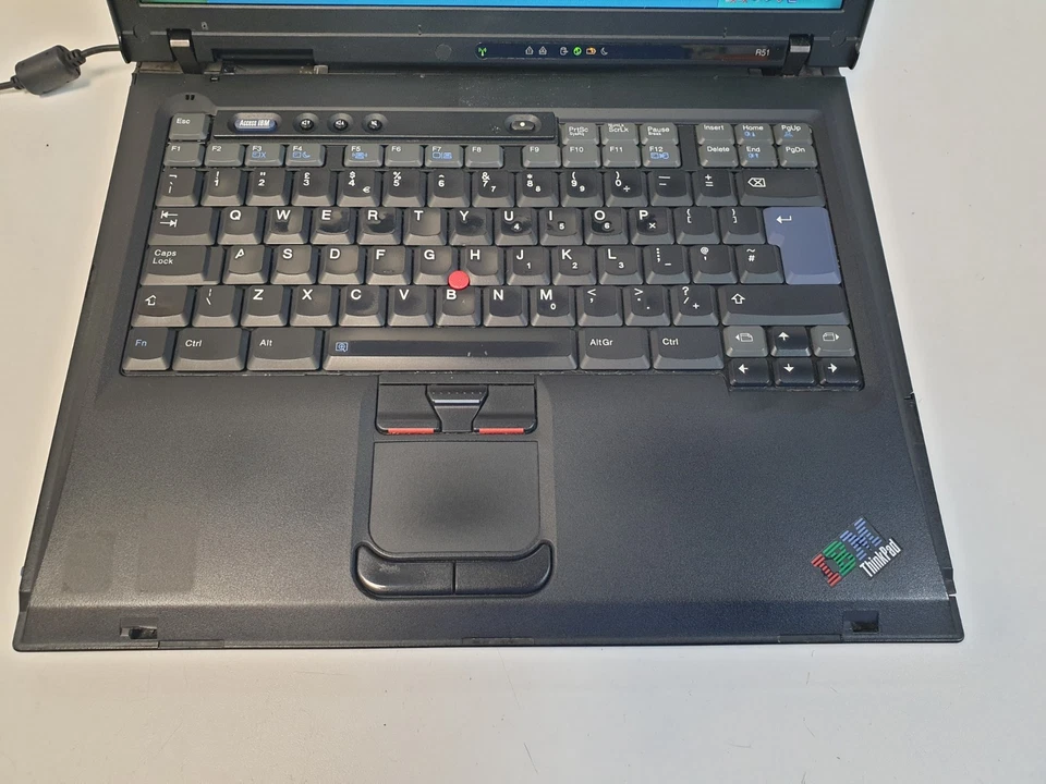 IBM ThinkPad R51 Windows XP 15" Laptop 1.6GHz Pentium M 1GB RAM 40GB HDD - Image 2 of 4