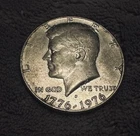 One of kind Kennedy Bicentennial 1976 Half Dollar Independence Hall US Coin, D.