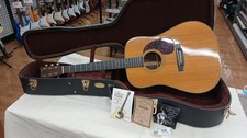 MARTIN HD-28V Acoustic Guitar-03