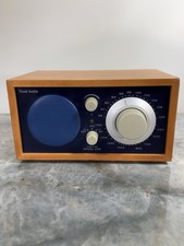 Radio d'epoca Tivoli Audio Henry Kloss modello uno AM/FM Aux in - noce/marina