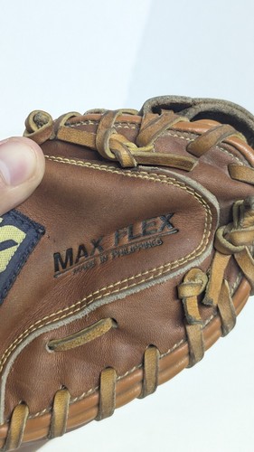 Mizuno MZC1050 Super Flex Leather Baseball Catchers Mitt Glove RHT Professional - Picture 11 of 16
