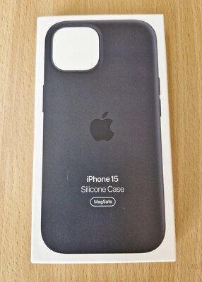 Original Apple iPhone 15 Silikon Case mit Magsafe - Schwarz (MT0J3ZM/A)
