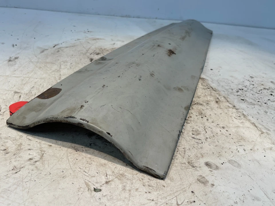 1954 Ford NAA Jubilee Tractor Center Hood Panel - Image 2 of 4