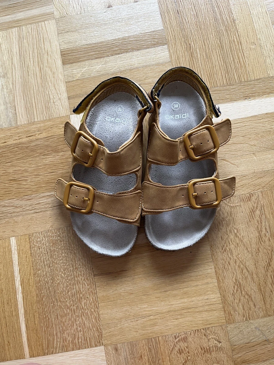 Boy s sandals size 11.5 Tan