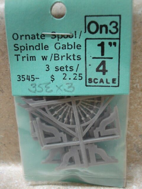 Grandt Line 1:48 Scale Ornate Spool/Spindle Gable Trim with Brackets #3545