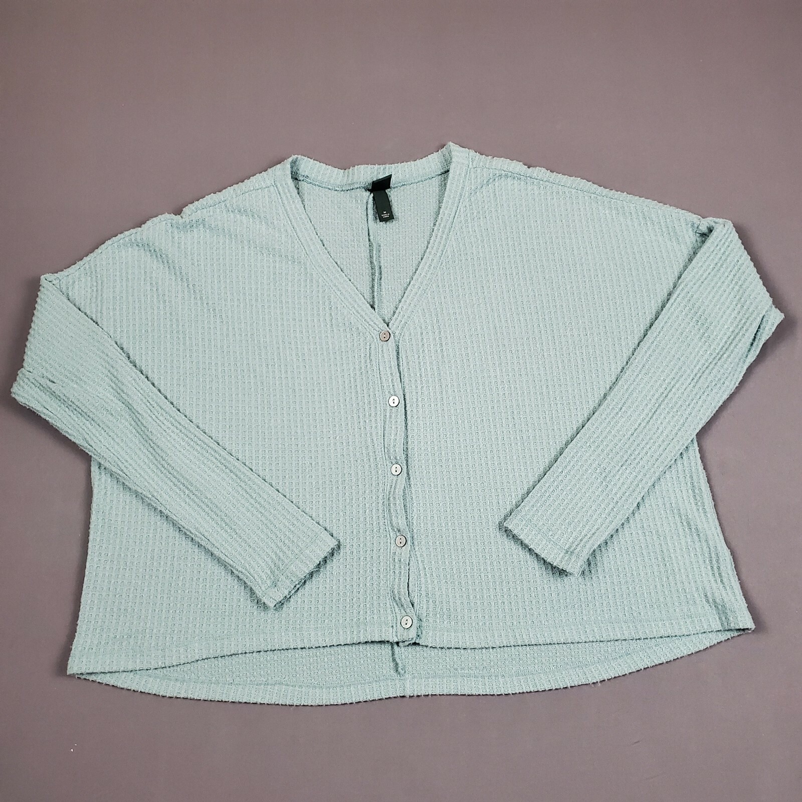Wild Fable Sweater Medium Long Sleeve V 