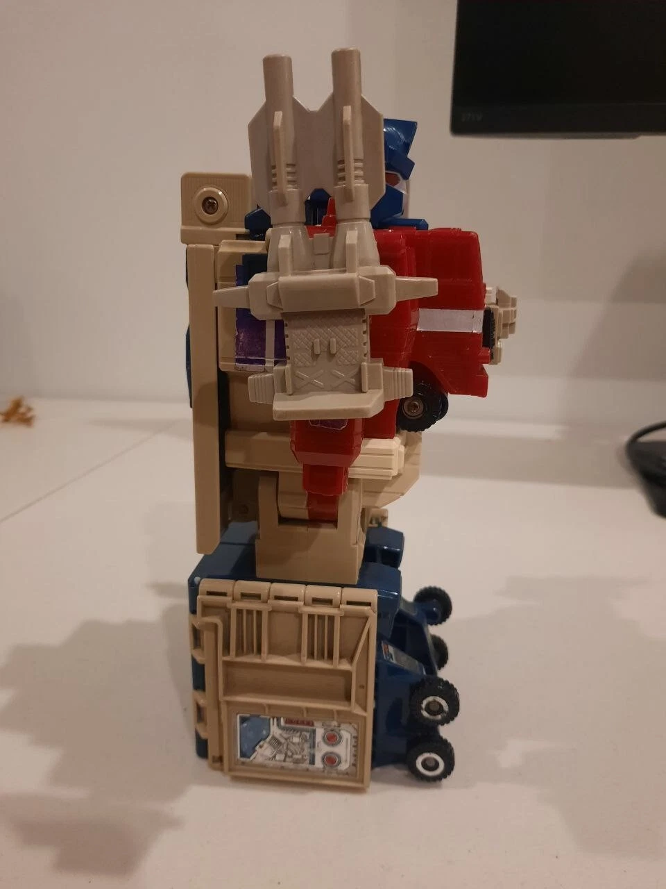 Picture 2 of 11