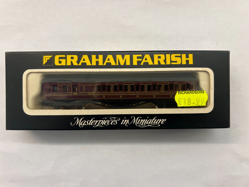 Graham Farish 0616 57ft Brake End Coach Sub. LMS (Crimson Lake). | Zustand: New