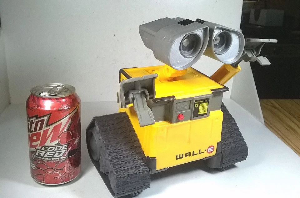 DISNEY PIXAR WALL-E GRANDE 9 PULGADAS PARLANTE BUY-N-LARGE ROBOT FUNCIONA (VER VIDEO) Foto 2 de 4