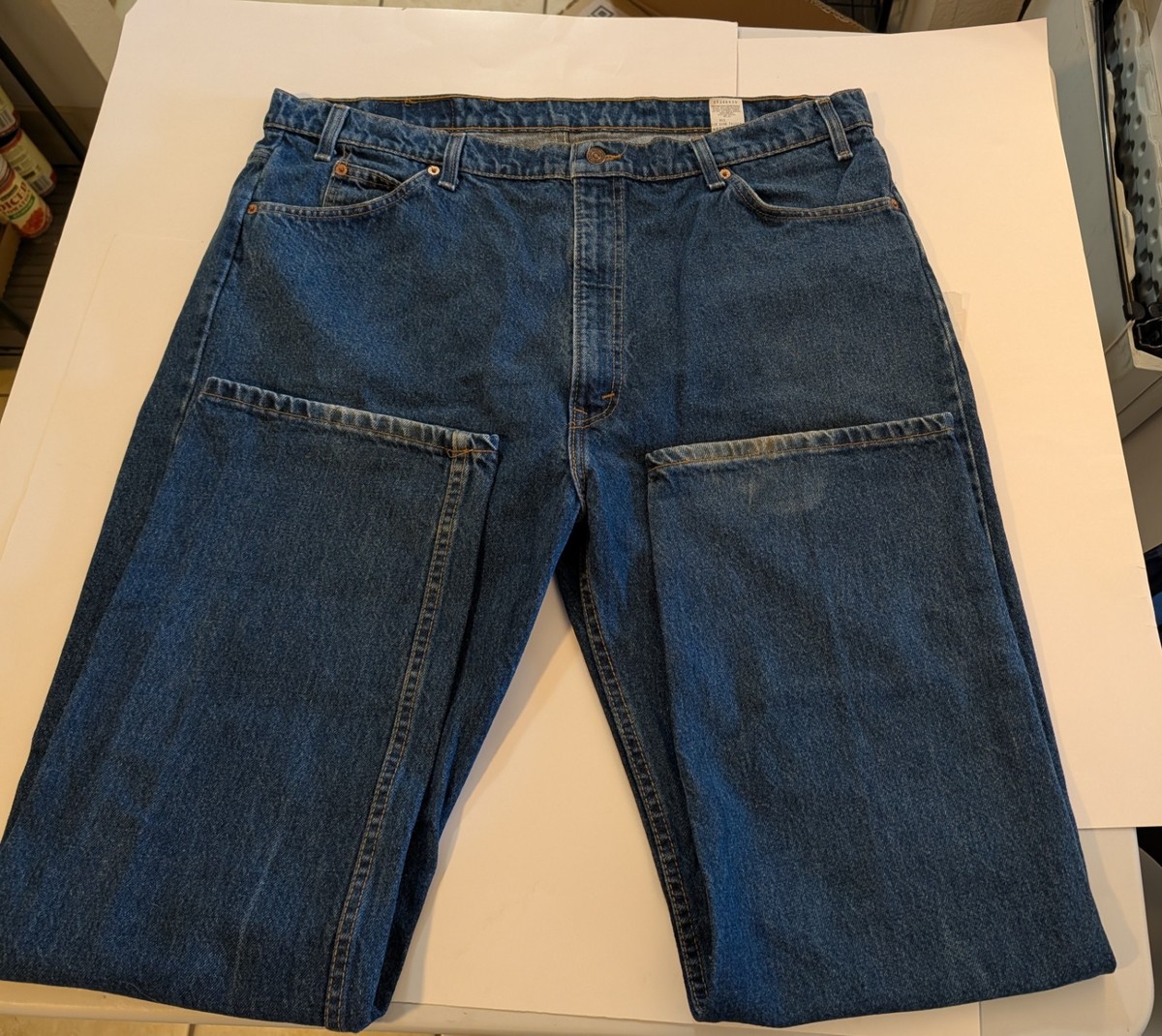 Vintage Levis 505 Jeans Mens 44x32 Denim Made in USA Zip Fly