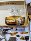Men's Vintage Junk Drawer Lot, Pins, Atlantic City Memorabilia, Poconos Ashtray  — photo 7