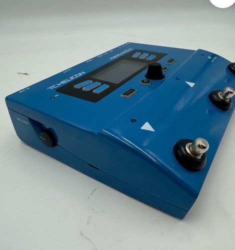 TC-Helicon VoiceLive Play Vocal Effects Processor Adapter Included - Picture 2 of 5