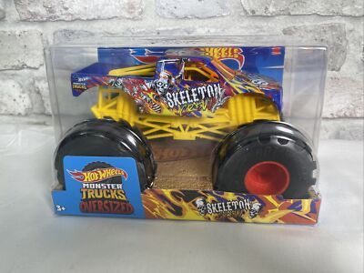 Hot Wheels Monster Trucks Oversized Skeleton Crew 1:24 Scale New 2023