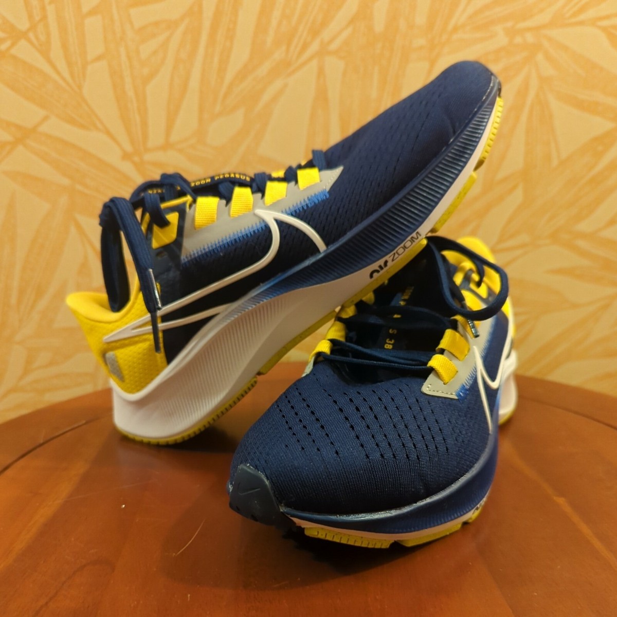 Nike Air Zoom Pegasus 38 Los Angeles Rams Men\'s Size 12.5 Sneakers DJ0851-400 Los Angeles Rams Nike NFL Air Zoom Pegasus 38 Shoe Sneaker  main image 3