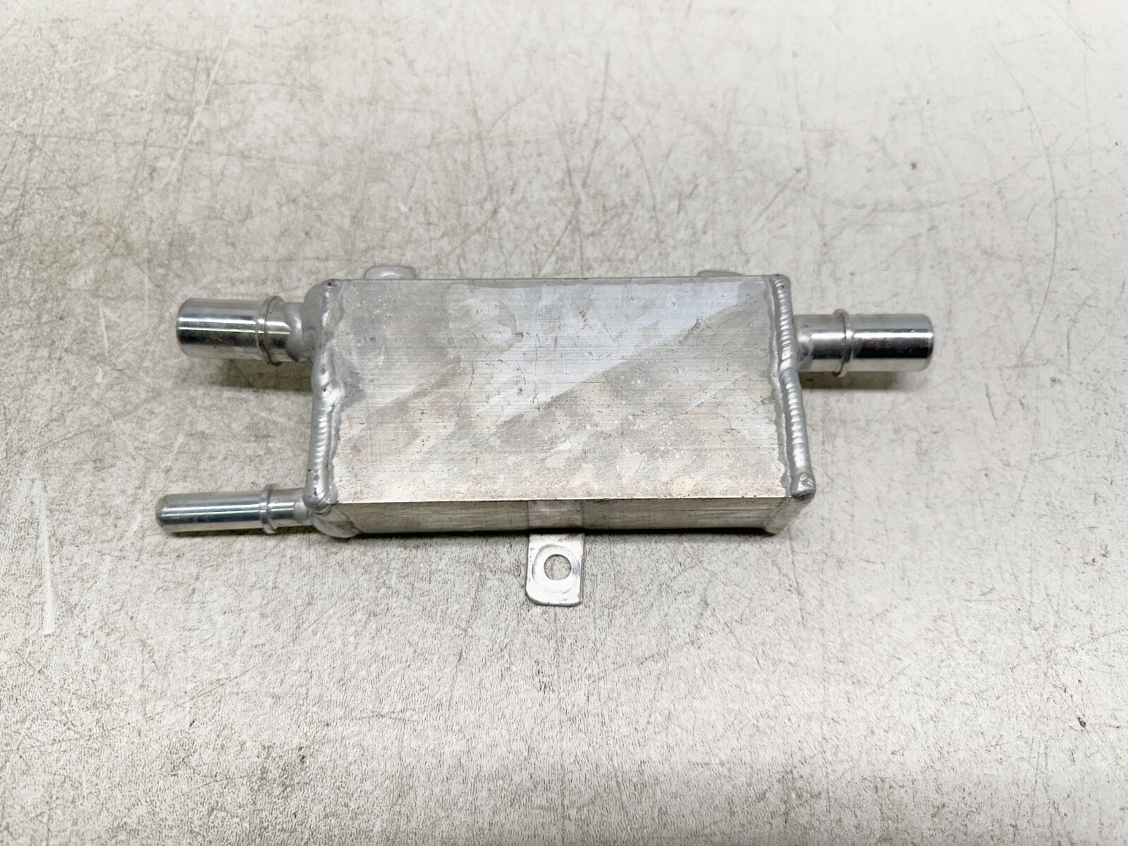 H410108 2003-2008 Maserati Quattroporte M139 Fuel Filster Disareator OEM