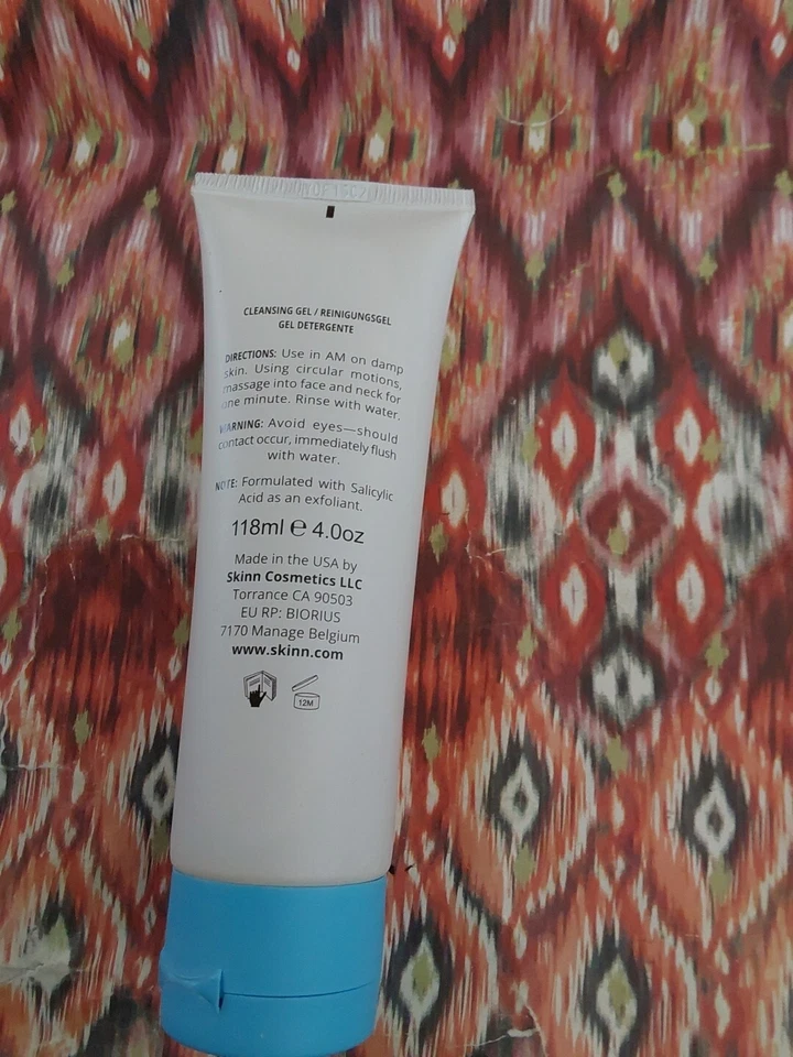 Limpiador facial de té verde y menta no negociables Skinn Cosmetics AM nuevo 4 oz gel Foto 2 de 2