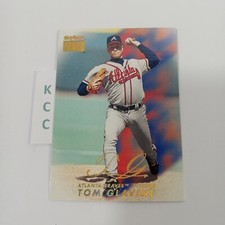 1999 Skybox Premium Baseball Tom Glavine #40 Atlanta Braves