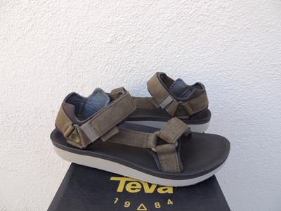 teva original universal premier leather sandals