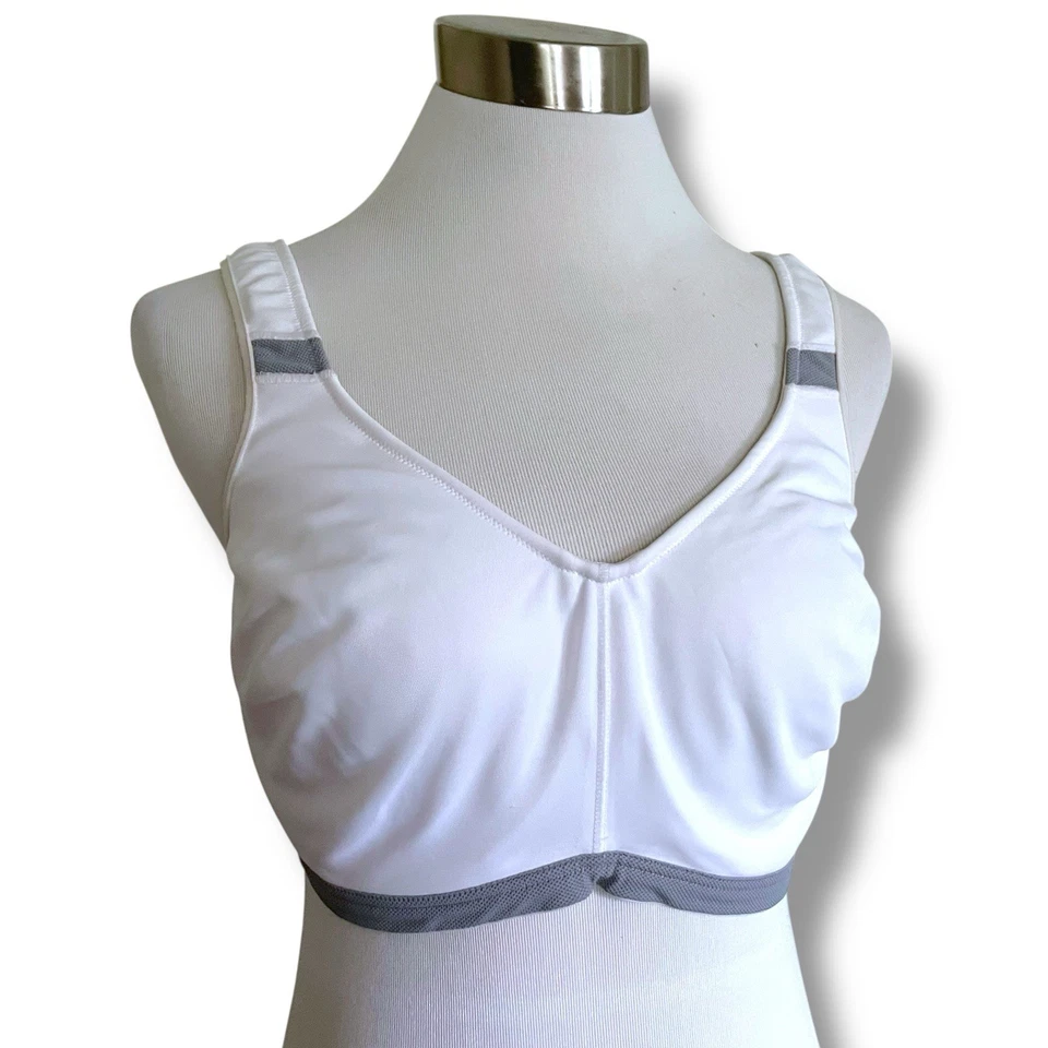 Sujetador deportivo Lilyette 40C blanco gris con aros cobertura completa 0959 de Maidenform Foto 2 de 4