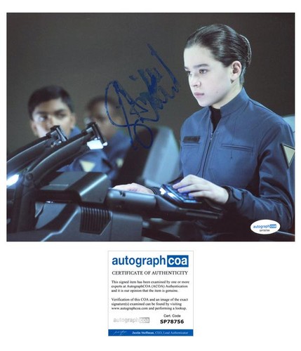 Hailee Steinfeld "Ender's Game" AUTOGRAPH Signed 'Petra' 8x10 Photo ACOA