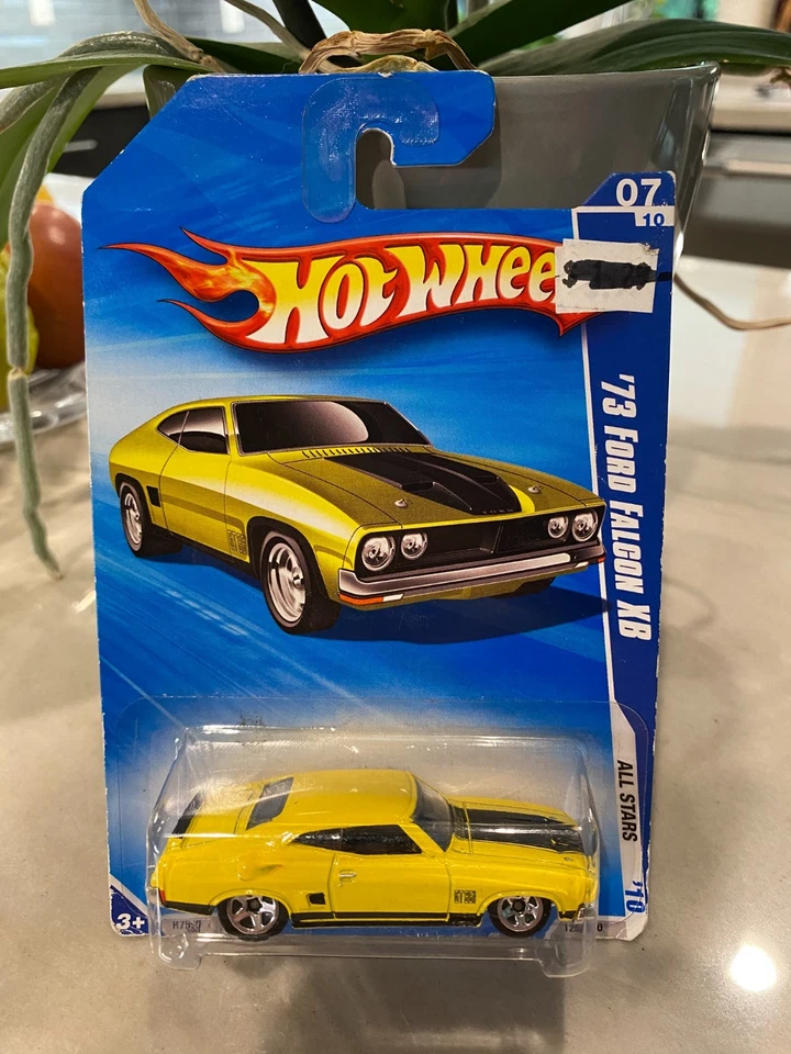 2010 Hot Wheels #125 All Stars 7/10 '73 Ford Falcon XB - Jaune - Photo 1/1