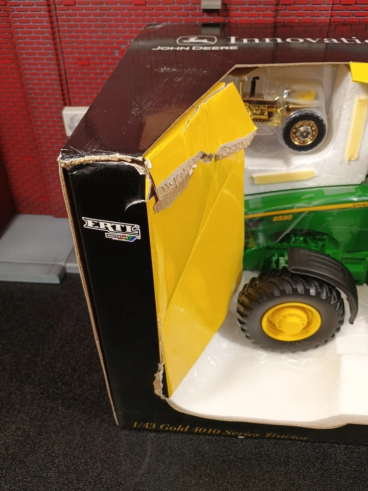 2005 John Deere Waterloo Collector 1/43 Gold 4010 1/16 8530 Tractor Ertl Britain - Image 4 of 4