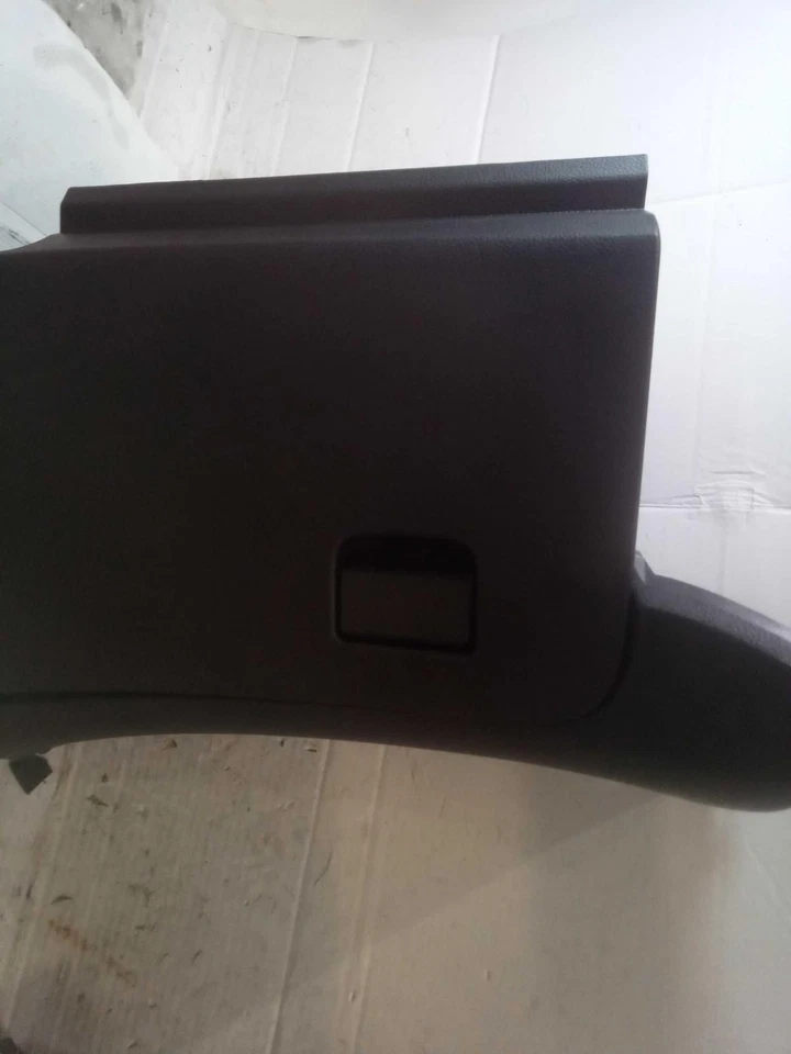 Nissan Rogue 2015 guantera plateada fabricante de equipos originales pieza usada 94.000 millas NJ25-20934-509271 Foto 2 de 4